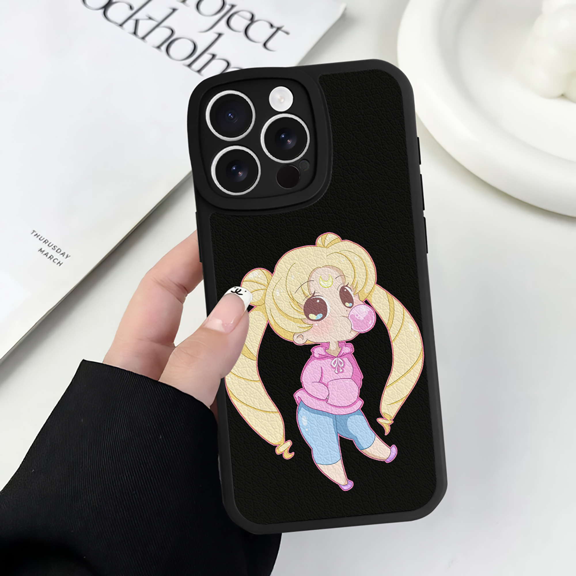 （画像用） 美少女戦士セーラームーン 愛野 美奈子 あいの みなこ Sailor Moon Aino Minako 【iPhone 16シリーズ対応】シリコンスマホケース（レザー調） 材質：シリコン